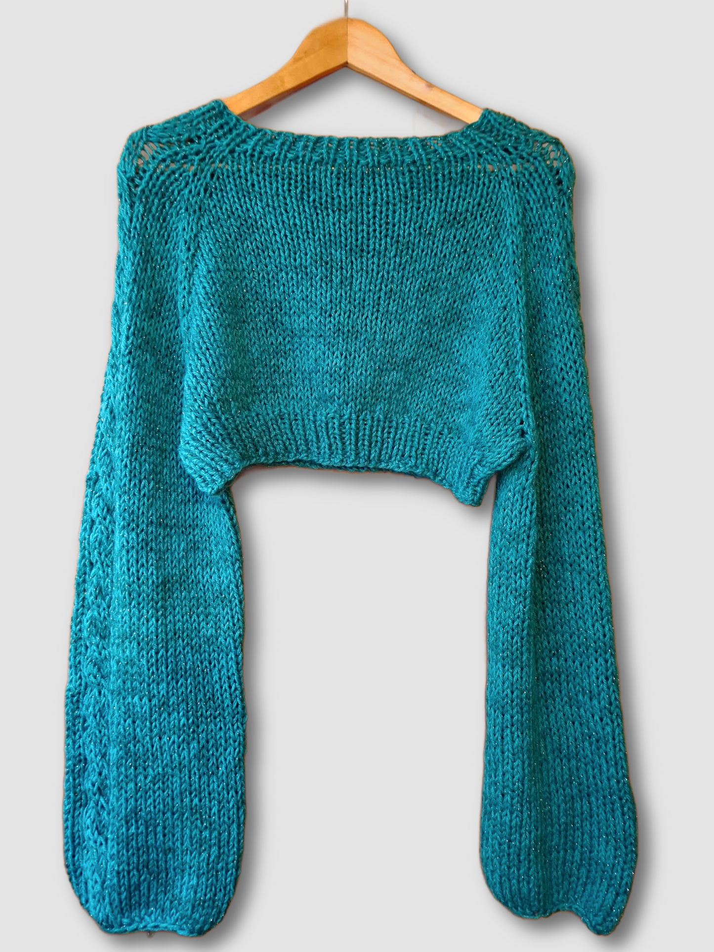 Cropped Cable Sleeve Top